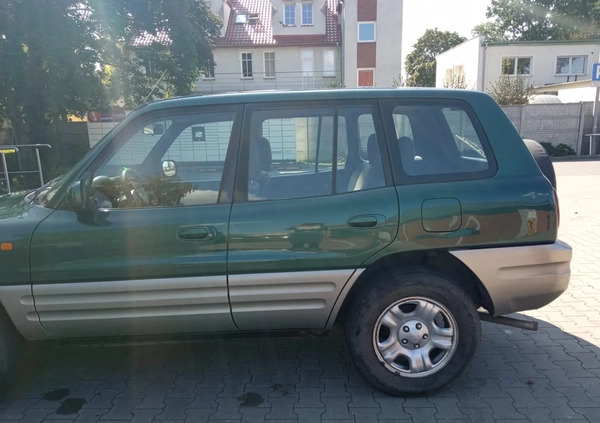 Toyota RAV4 cena 15500 przebieg: 270800, rok produkcji 2000 z Morąg małe 154